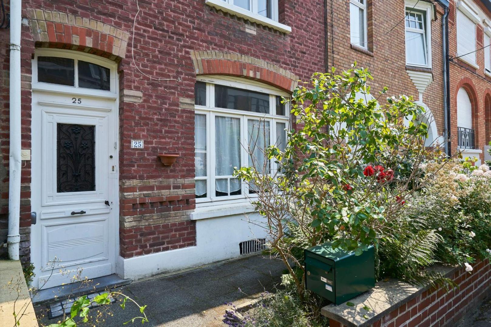 Beautiful 1900 House Full Equipped, 4Bdrm+ Garden! Daire Lambersart Dış mekan fotoğraf